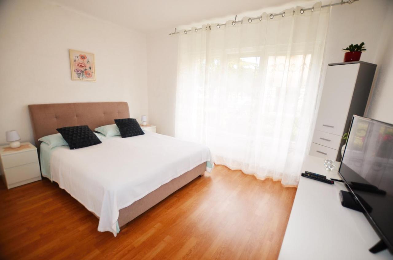 Apartment Leo Умаг Экстерьер фото